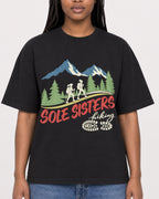 Mockup Boxy Heavyweight Tee Black female close-up 04