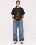 Mockup Boxy Heavyweight Tee Black female full-body 16