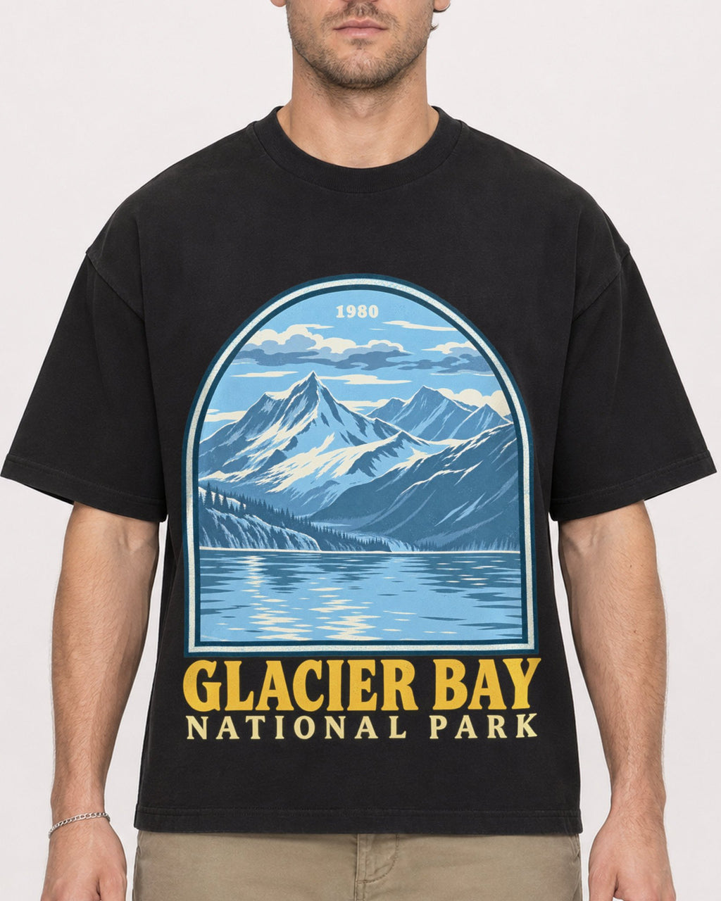 Mockup Boxy Heavyweight Tee Black male close-up 08