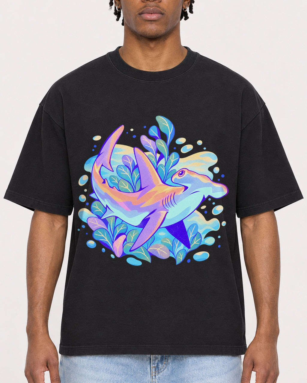 Mockup Boxy Heavyweight Tee Black male close-up 05