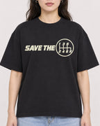 Mockup Boxy Heavyweight Tee Black female close-up 03