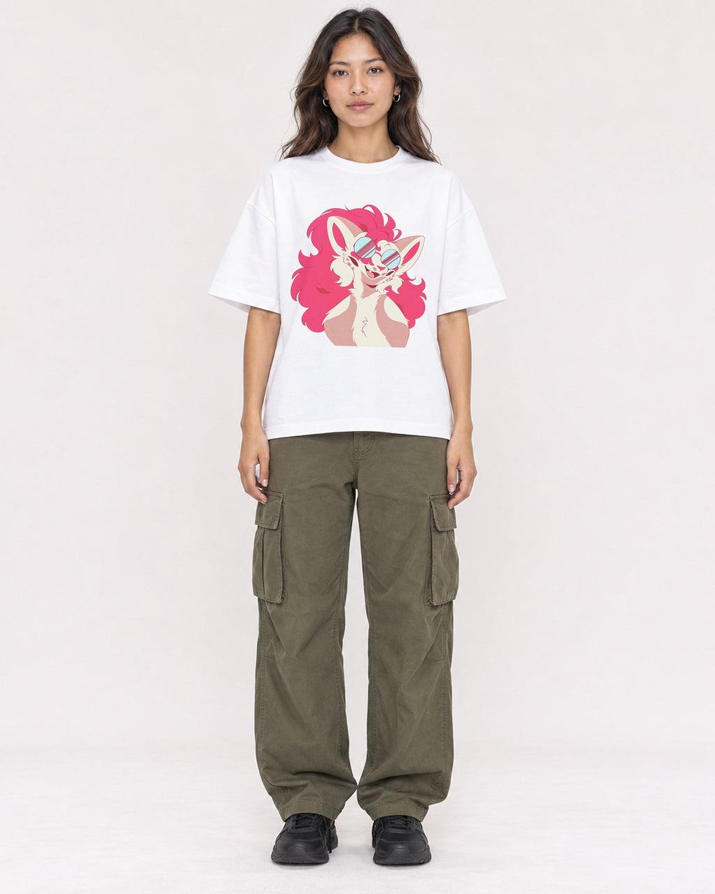 Mockup Boxy Heavyweight Tee White female full-body 02