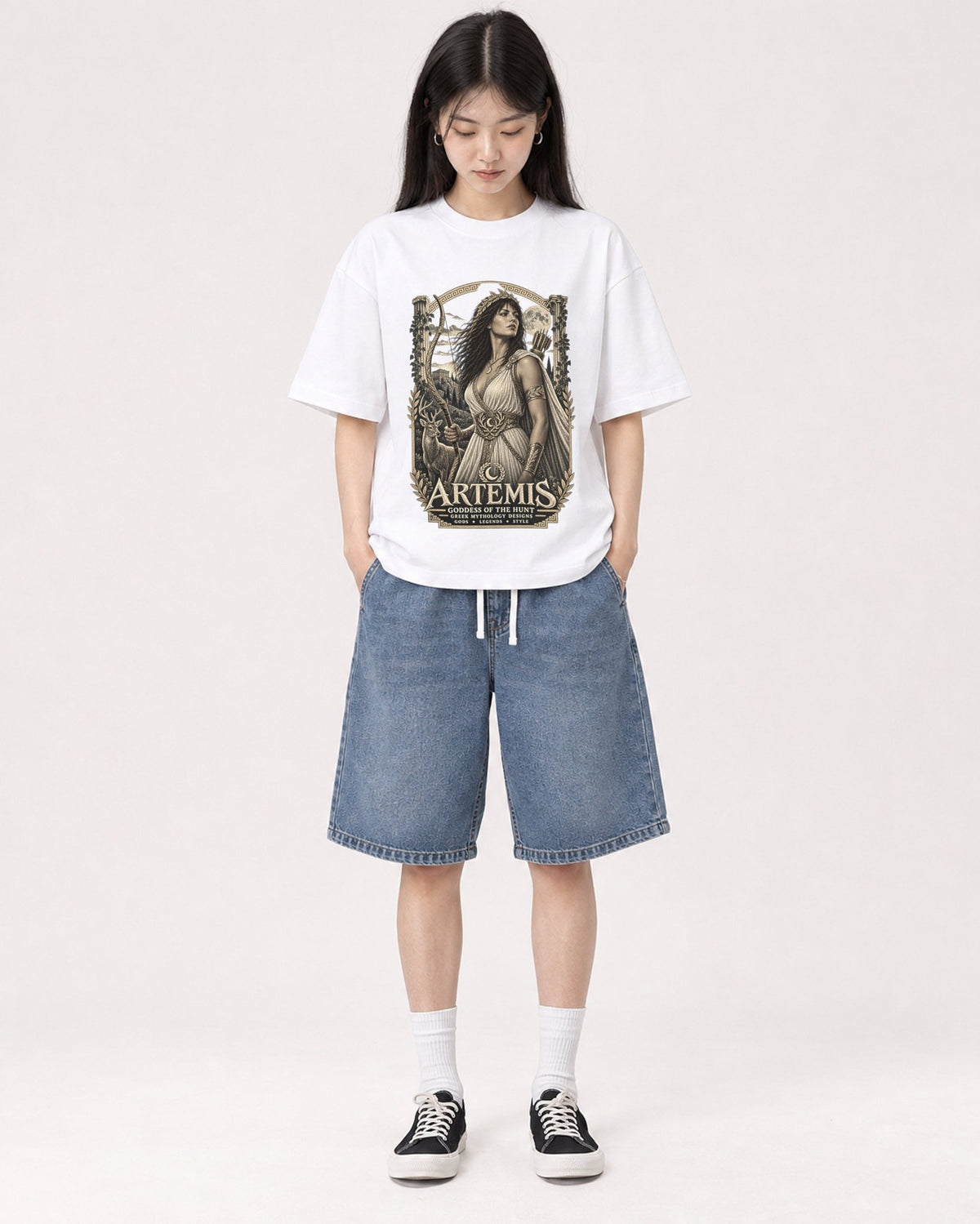 Mockup Boxy Heavyweight Tee White female full-body 01