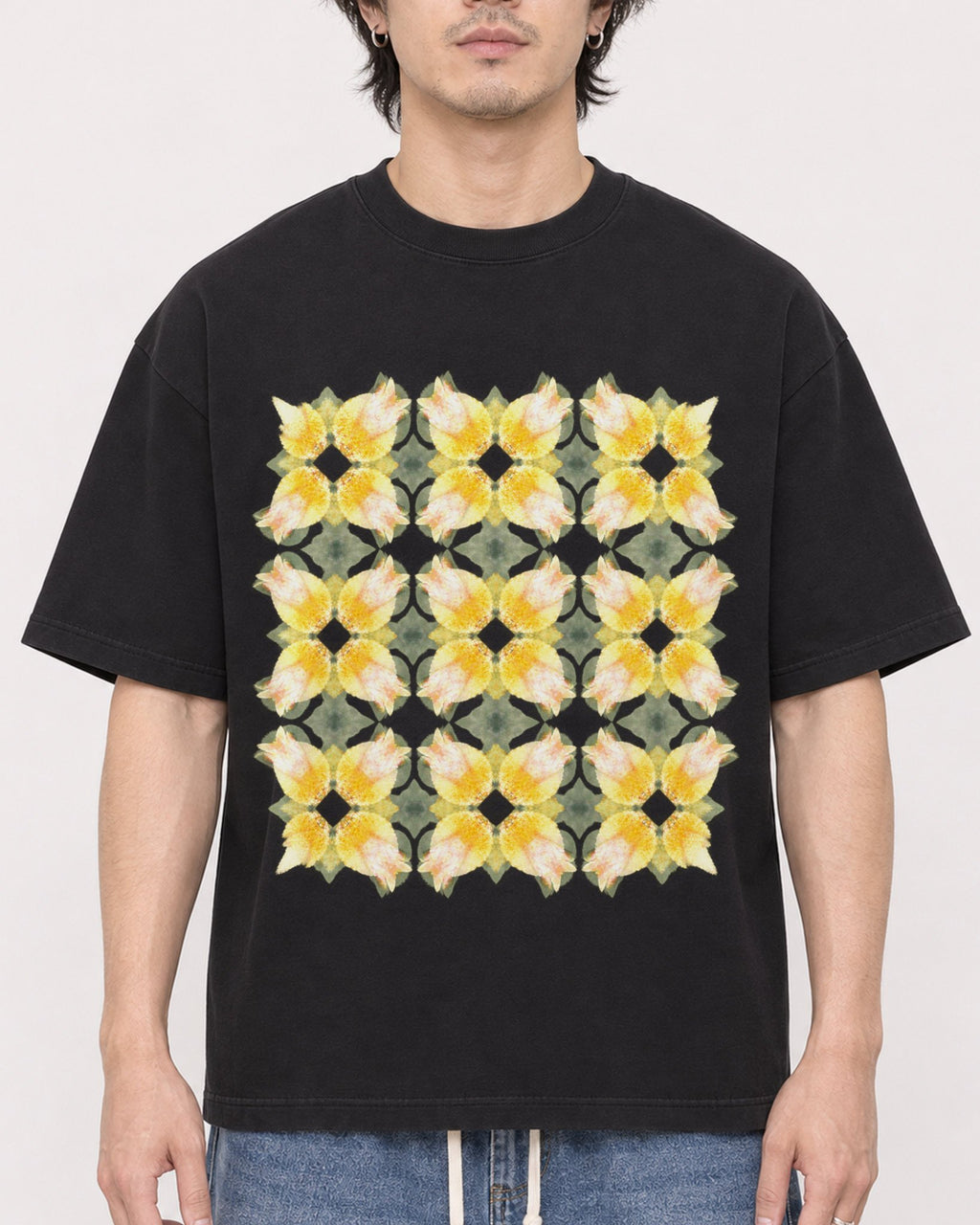 Mockup Boxy Heavyweight Tee Black male close-up 03