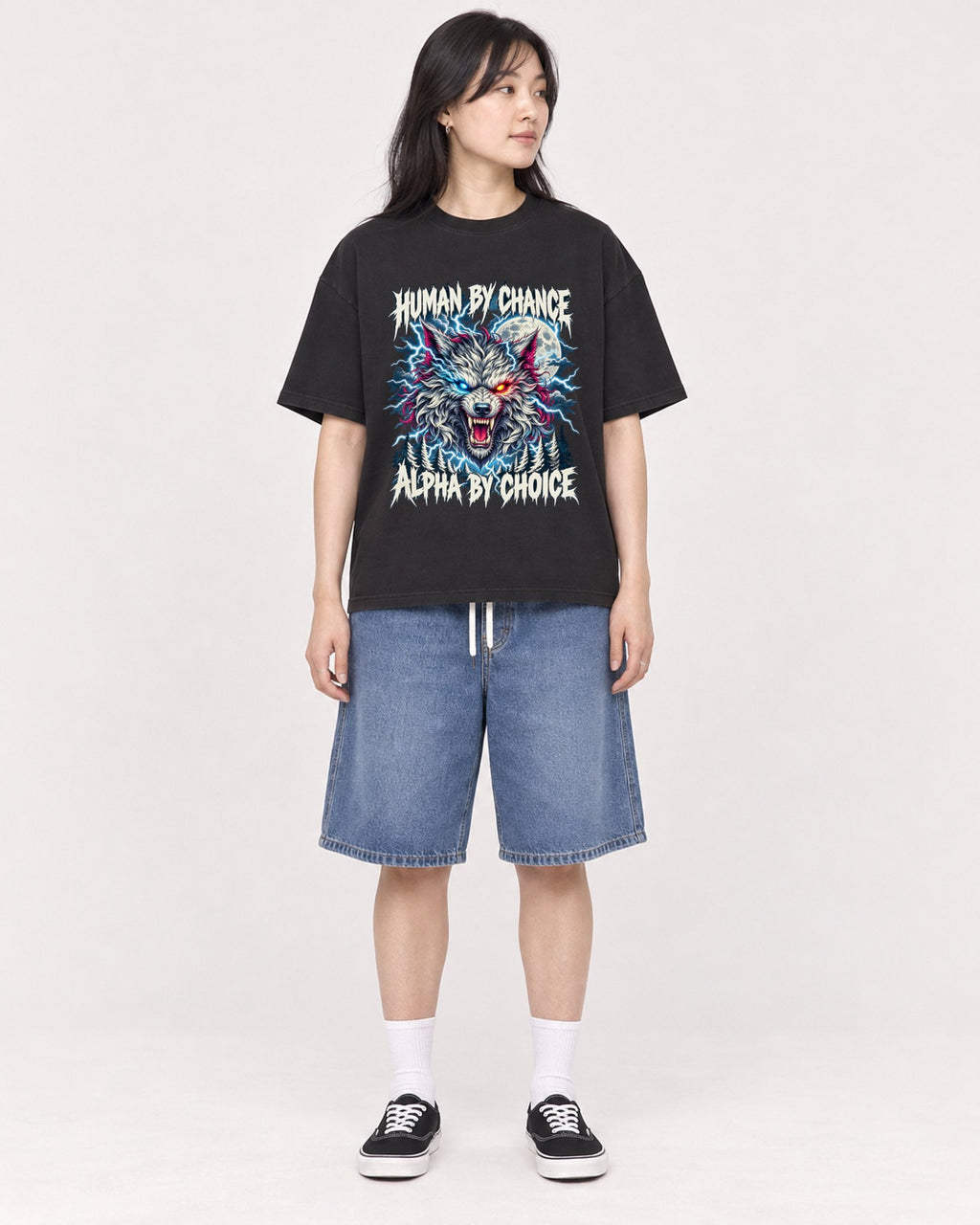 Mockup Boxy Heavyweight Tee Black female full-body 13