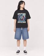 Mockup Boxy Heavyweight Tee Black female full-body 13