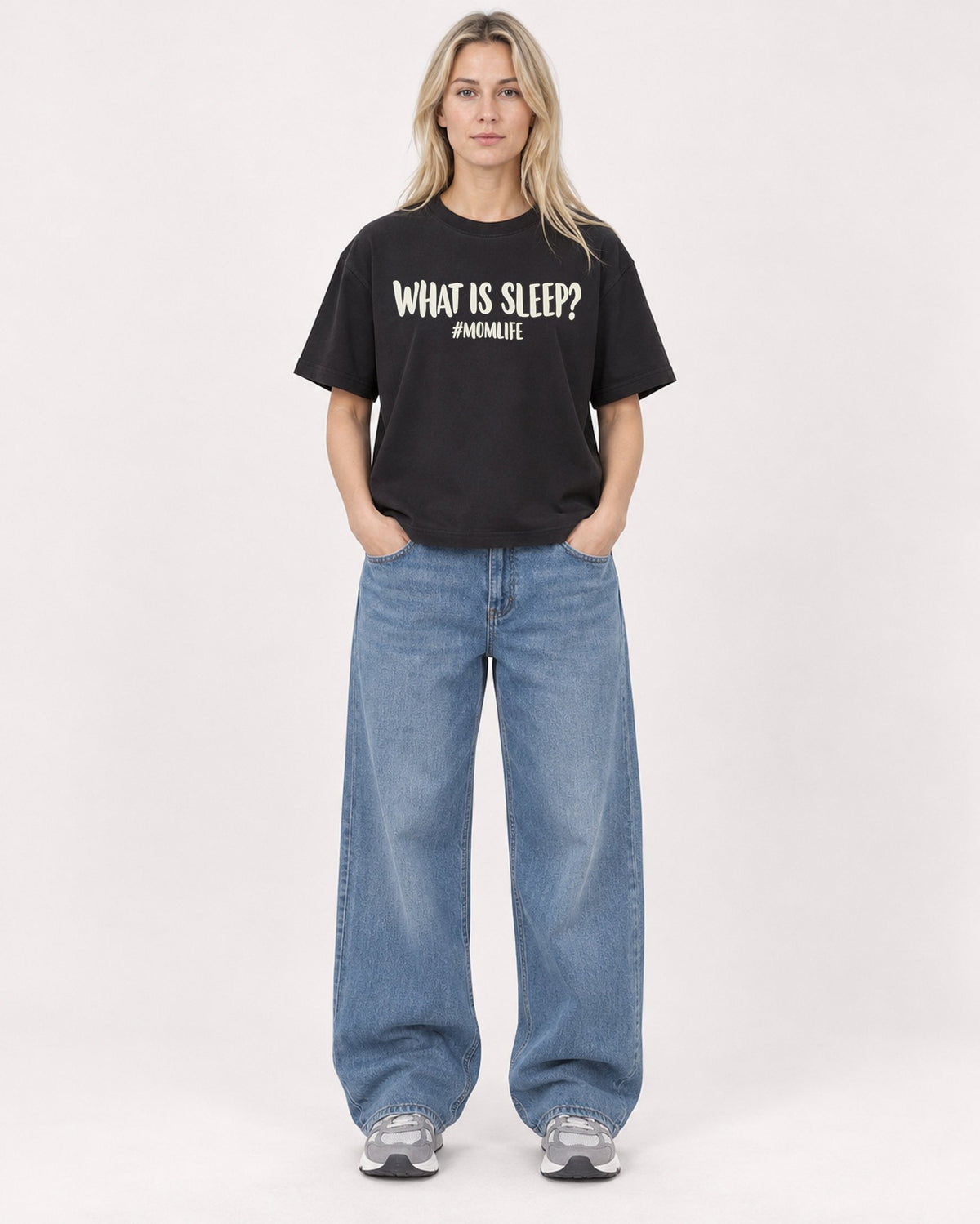 Mockup Boxy Heavyweight Tee Black female full-body 08