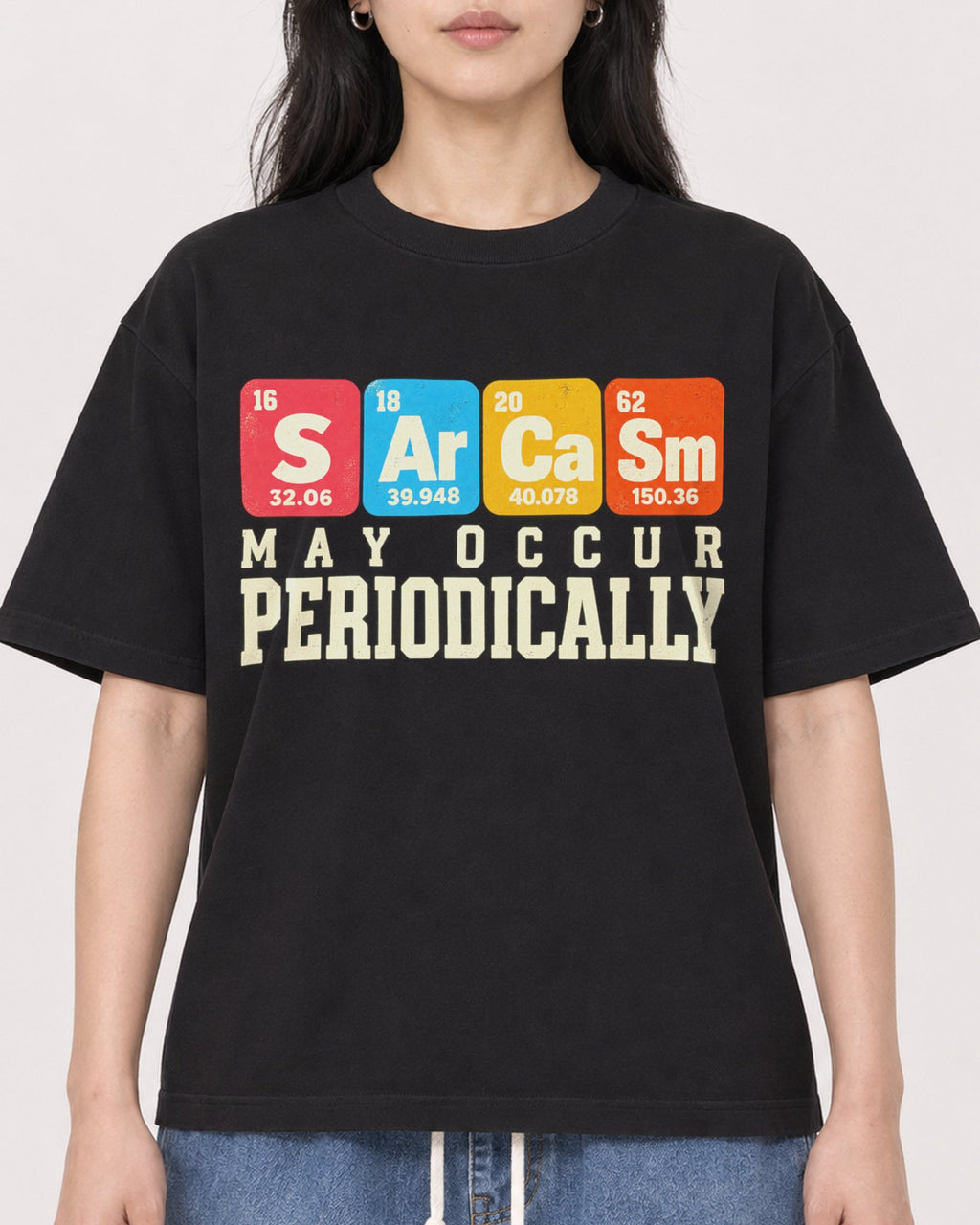 Mockup Boxy Heavyweight Tee Black female close-up 13