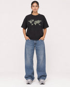 Mockup Boxy Heavyweight Tee Black female full-body 16