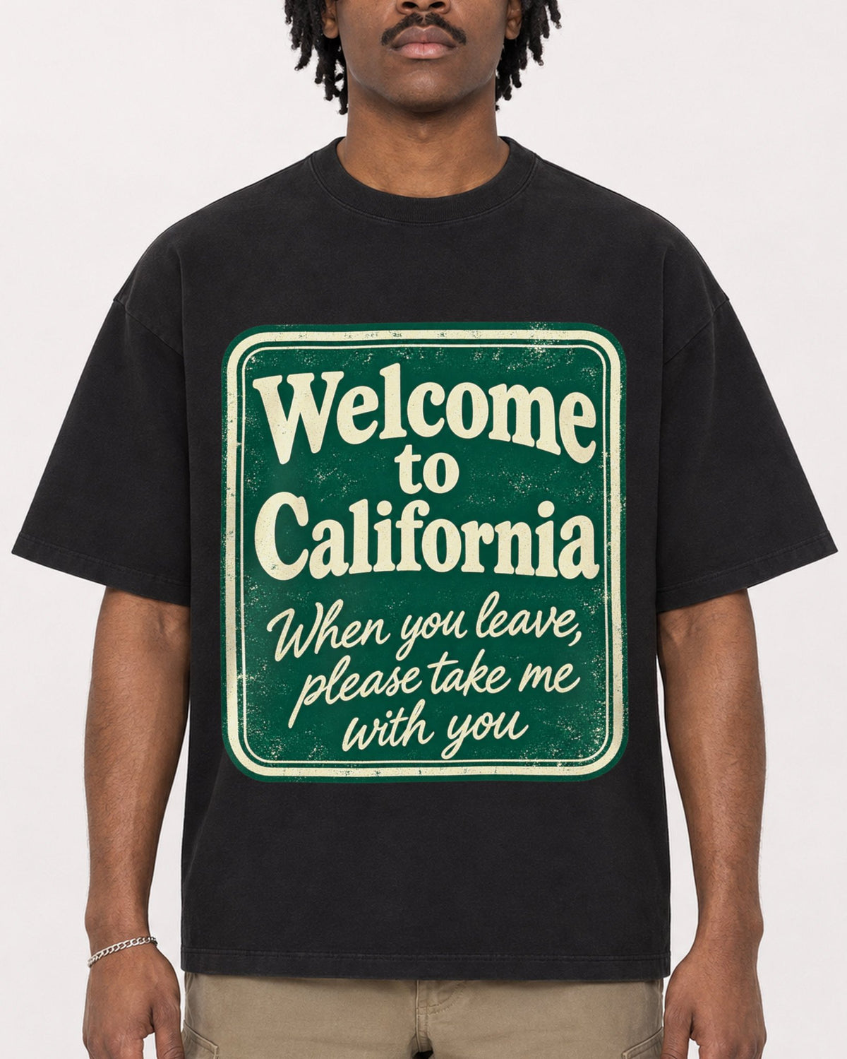Mockup Boxy Heavyweight Tee Black male close-up 04