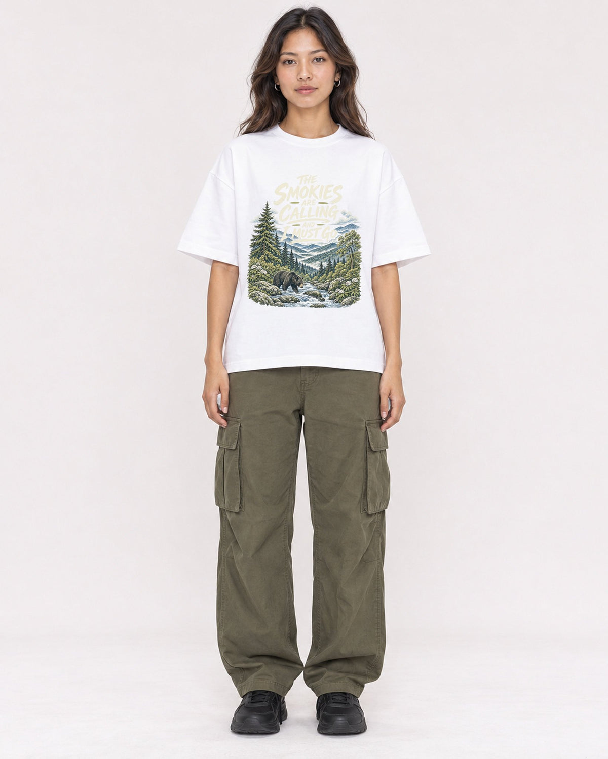 Mockup Boxy Heavyweight Tee White female full-body 02