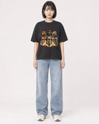 Mockup Boxy Heavyweight Tee Black female full-body 11