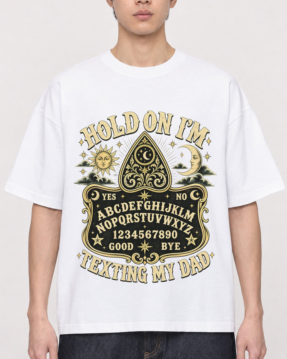 Mockup Boxy Heavyweight Tee White male close-up 01