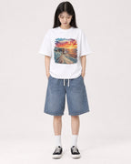 Mockup Boxy Heavyweight Tee White female full-body 01
