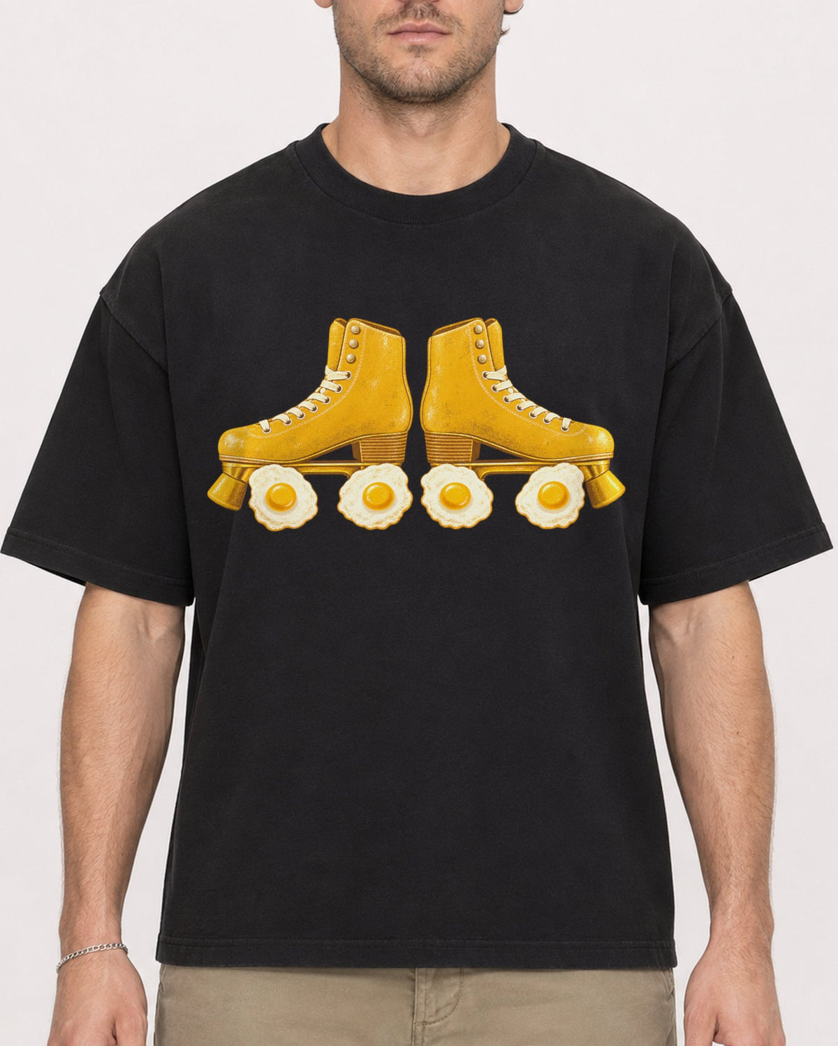Mockup Boxy Heavyweight Tee Black male close-up 08