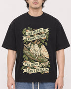 Mockup Boxy Heavyweight Tee Black male close-up 03
