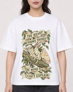 Mockup Boxy Heavyweight Tee White female close-up 03