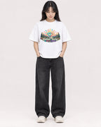 Mockup Boxy Heavyweight Tee White female full-body 13