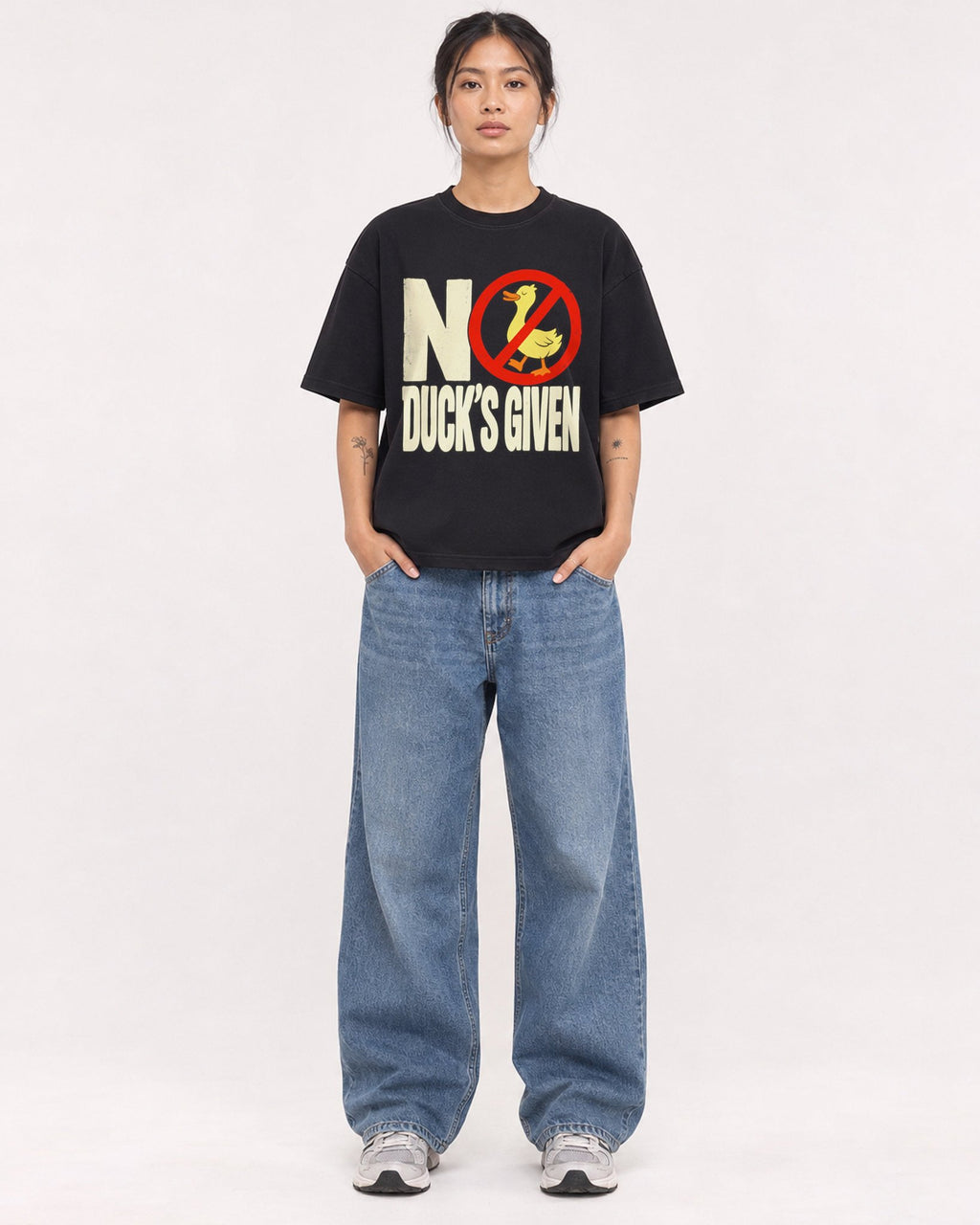 Mockup Boxy Heavyweight Tee Black female full-body 12