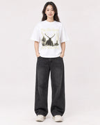 Mockup Boxy Heavyweight Tee White female full-body 03