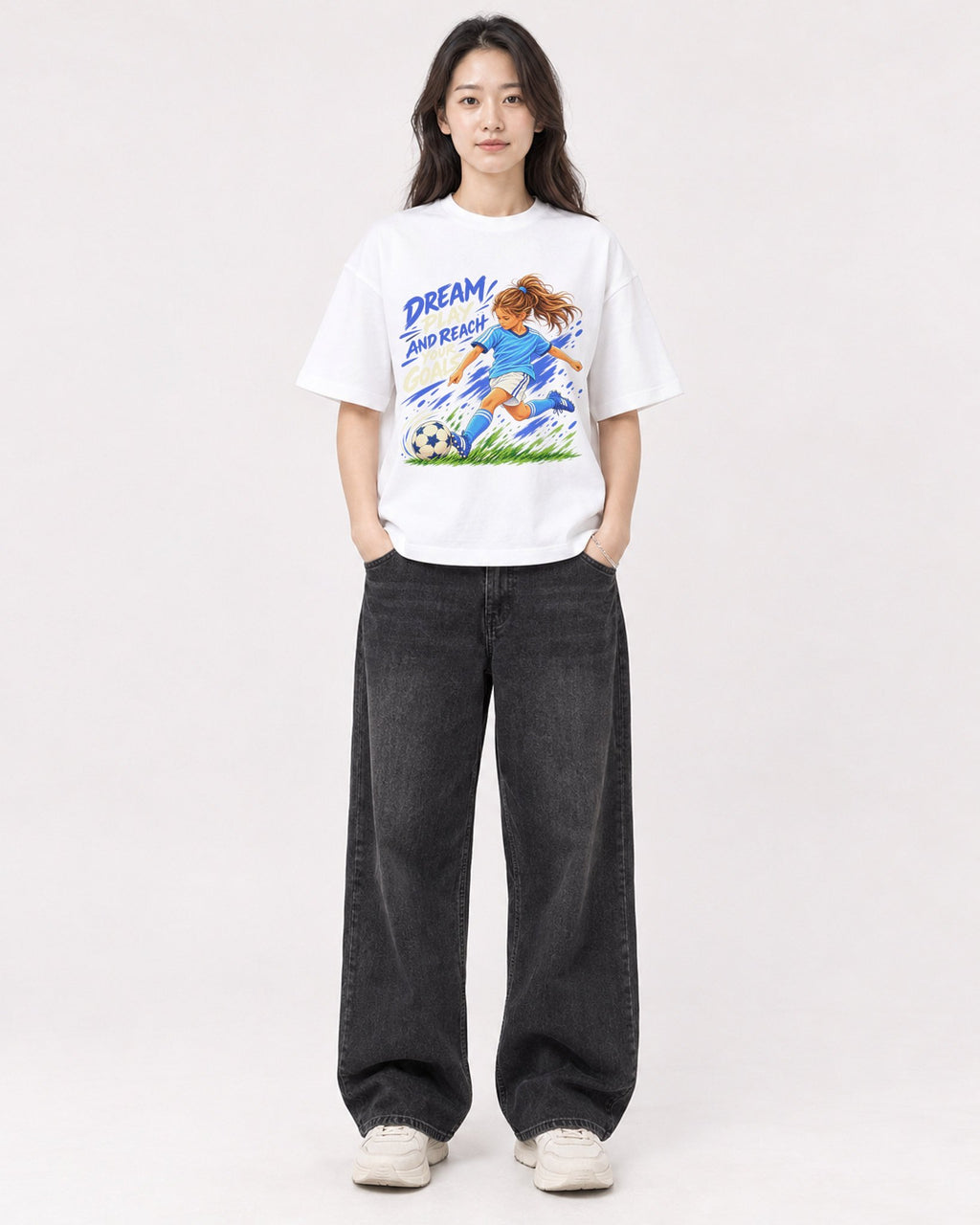Mockup Boxy Heavyweight Tee White female full-body 03