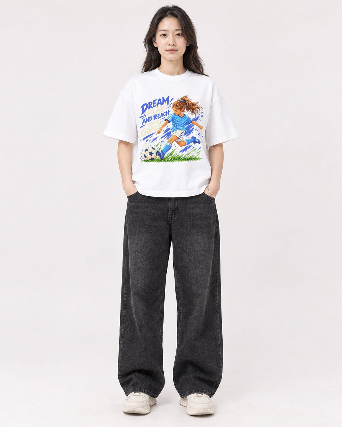 Mockup Boxy Heavyweight Tee White female full-body 03