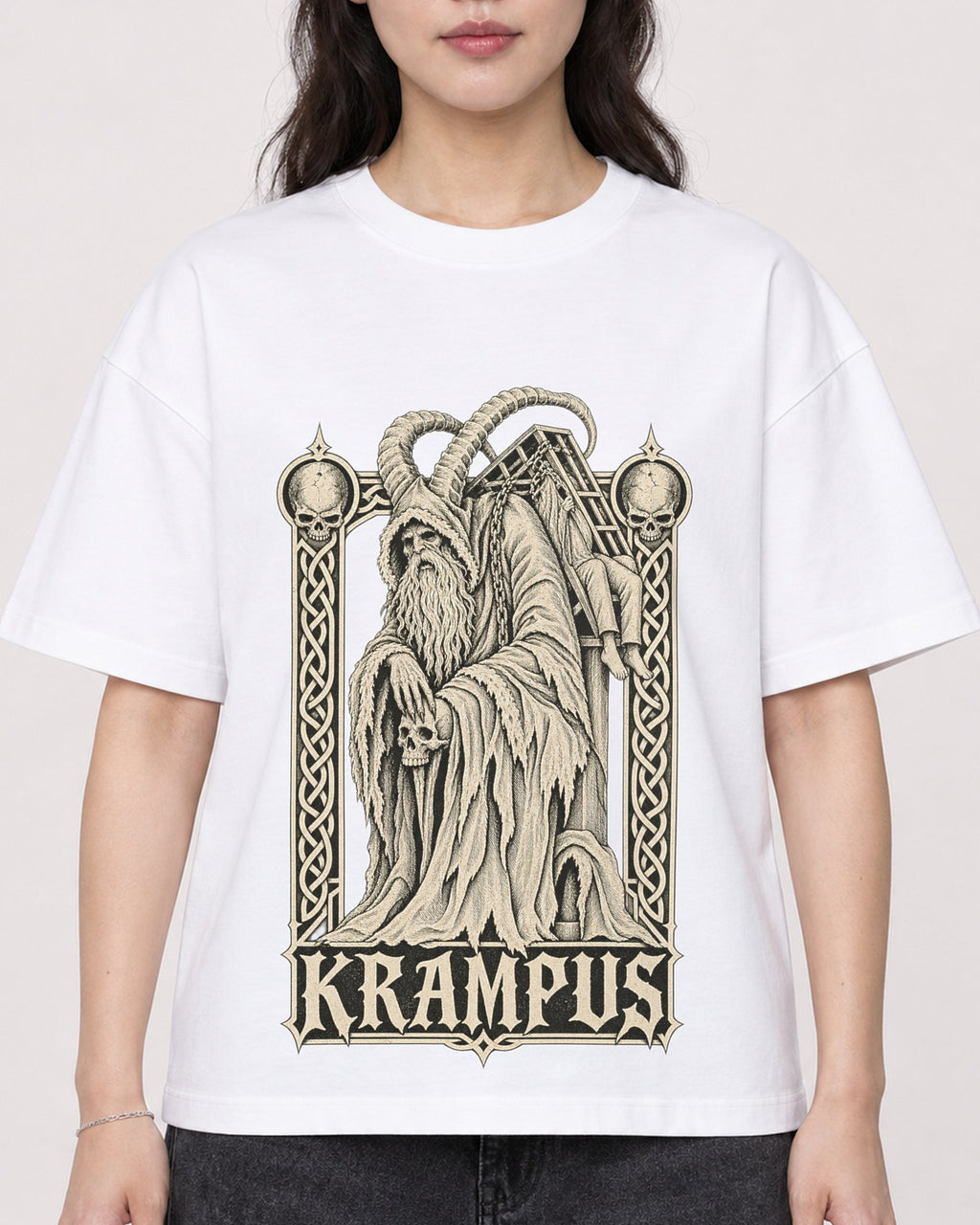 Mockup Boxy Heavyweight Tee White female close-up 03
