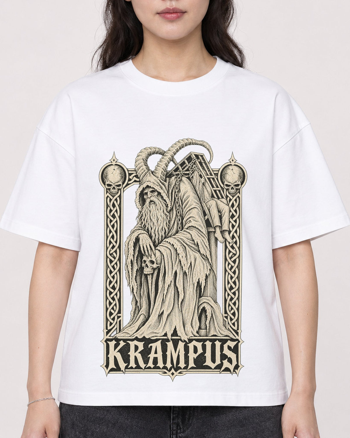 Mockup Boxy Heavyweight Tee White female close-up 03