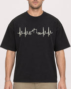 Mockup Boxy Heavyweight Tee Black male close-up 08