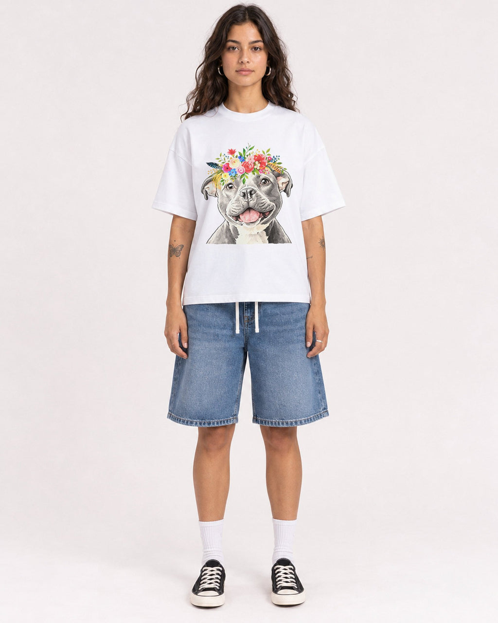 Mockup Boxy Heavyweight Tee White female full-body 06