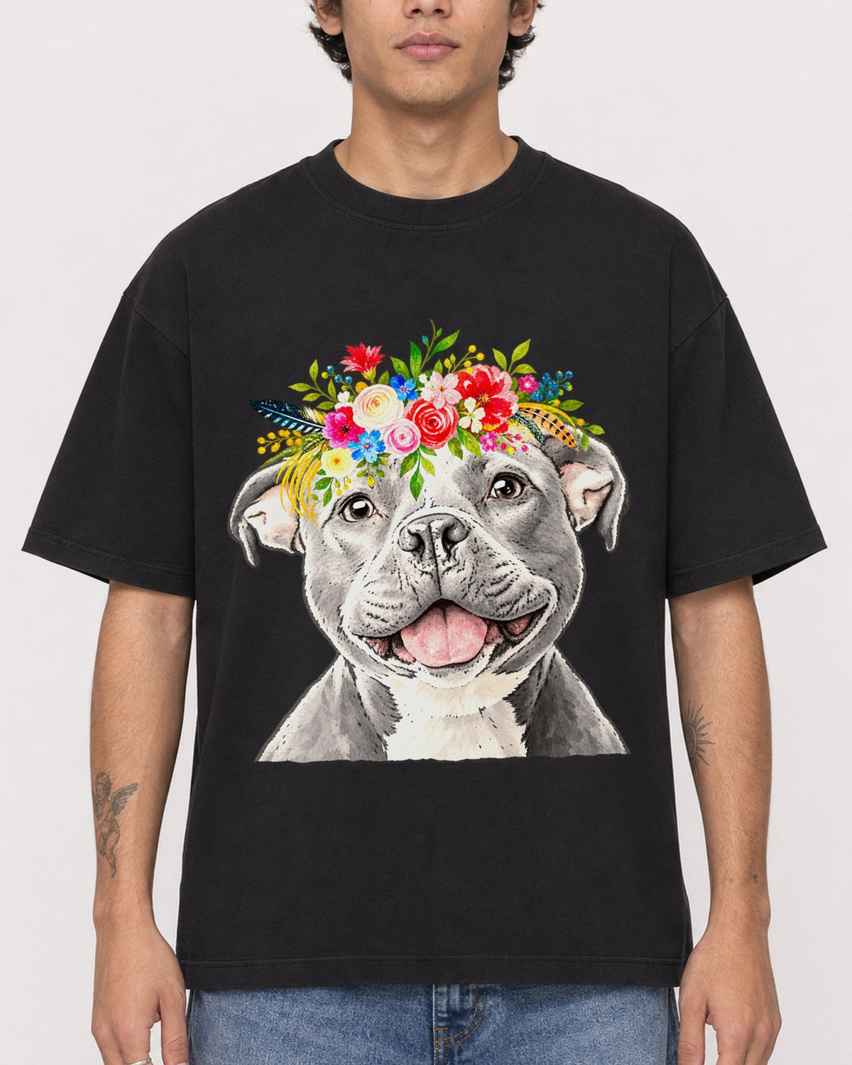 Mockup Boxy Heavyweight Tee Black male close-up 06