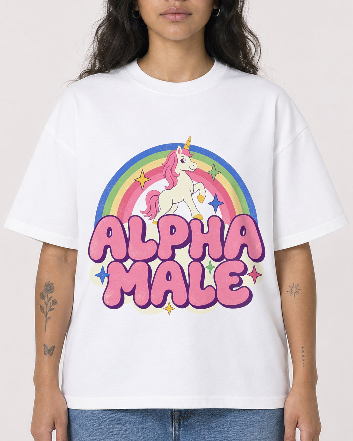 Mockup Boxy Heavyweight Tee White female close-up 30