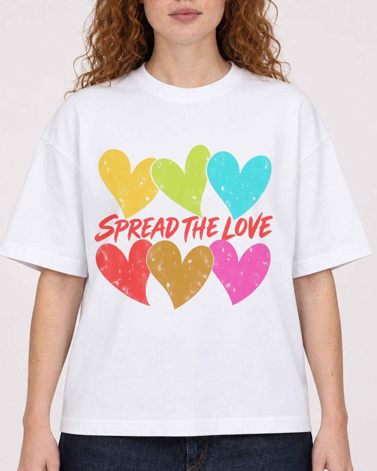 Mockup Boxy Heavyweight Tee White female close-up 09