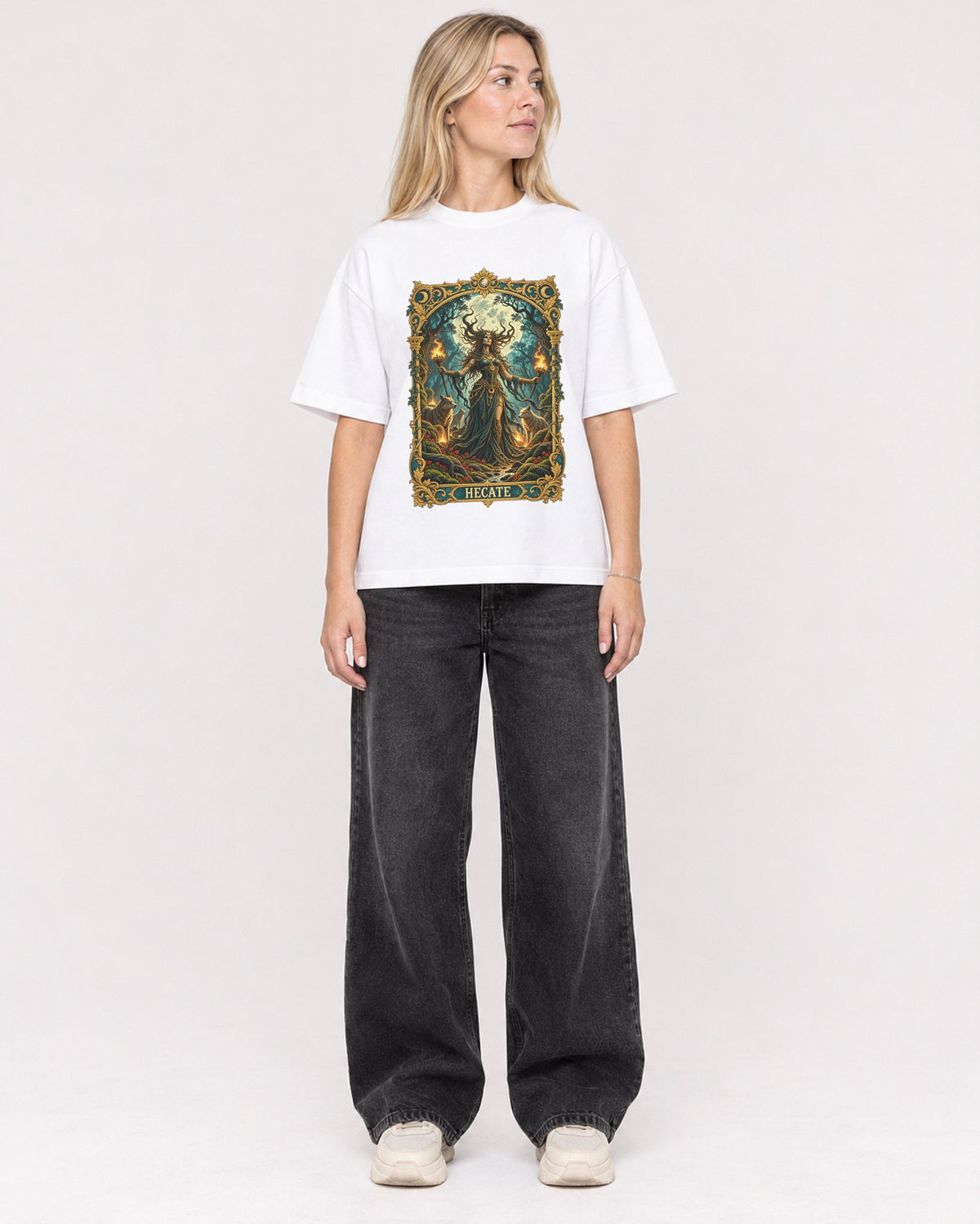 Mockup Boxy Heavyweight Tee White female full-body 08