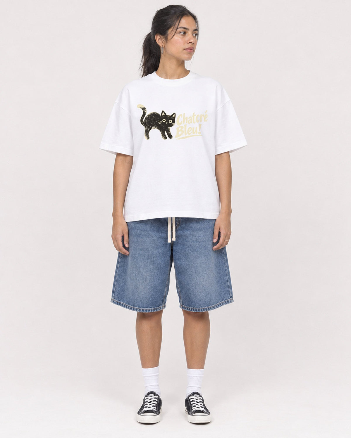 Mockup Boxy Heavyweight Tee White female full-body 16