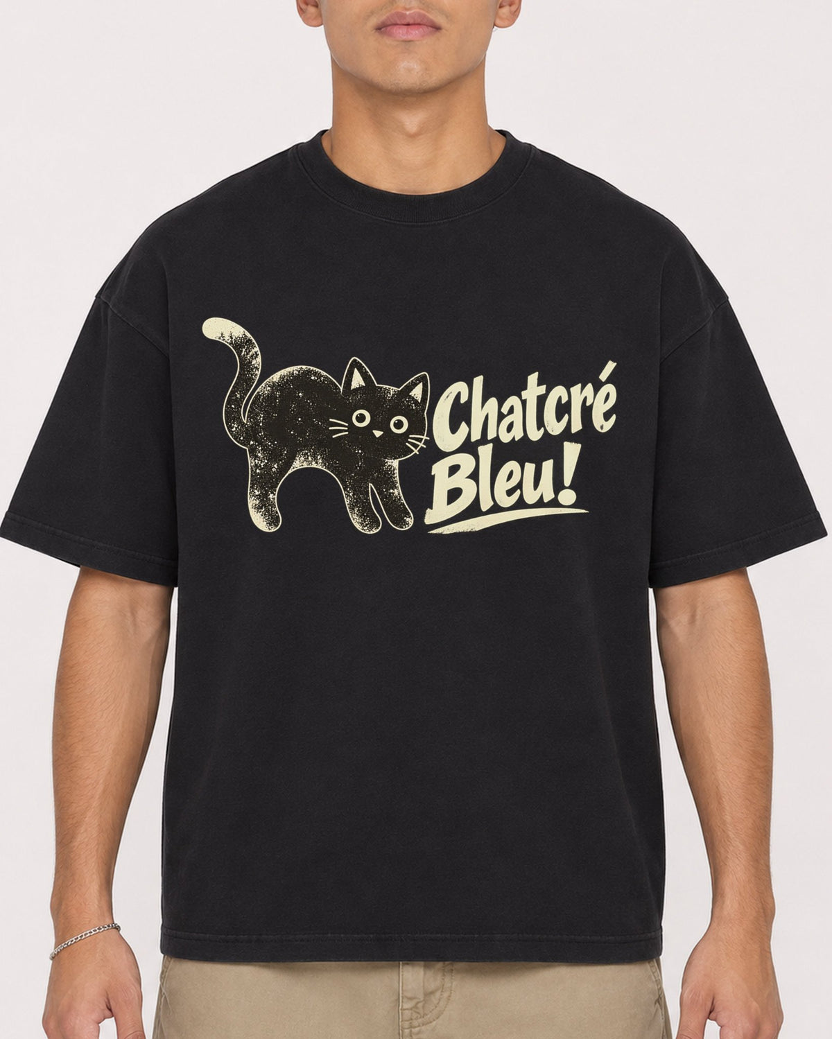 Mockup Boxy Heavyweight Tee Black male close-up 16