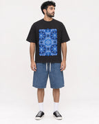 Mockup Boxy Heavyweight Tee Black male full-body 07