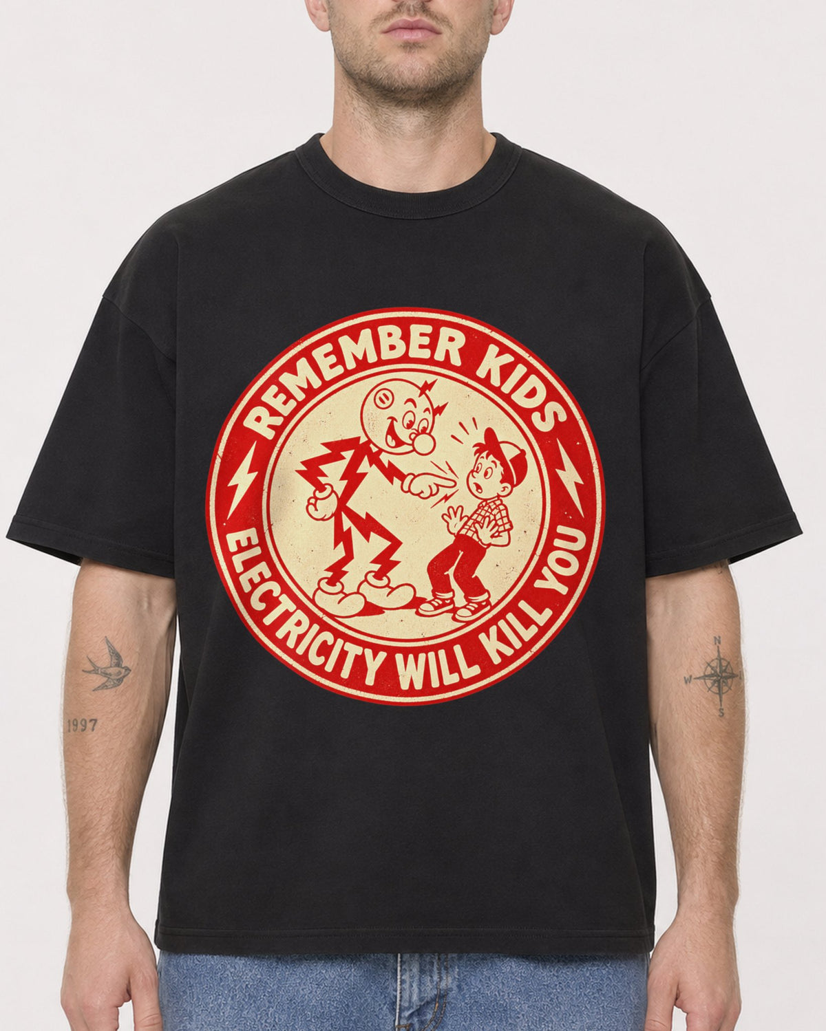 Mockup Boxy Heavyweight Tee Black male close-up 18