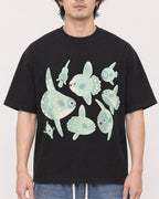 Mockup Boxy Heavyweight Tee Black male close-up 03