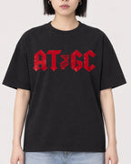 Mockup Boxy Heavyweight Tee Black female close-up 11