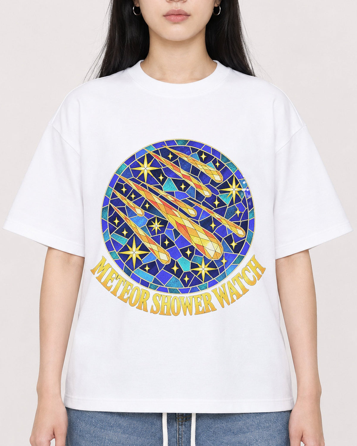 Mockup Boxy Heavyweight Tee White female close-up 01