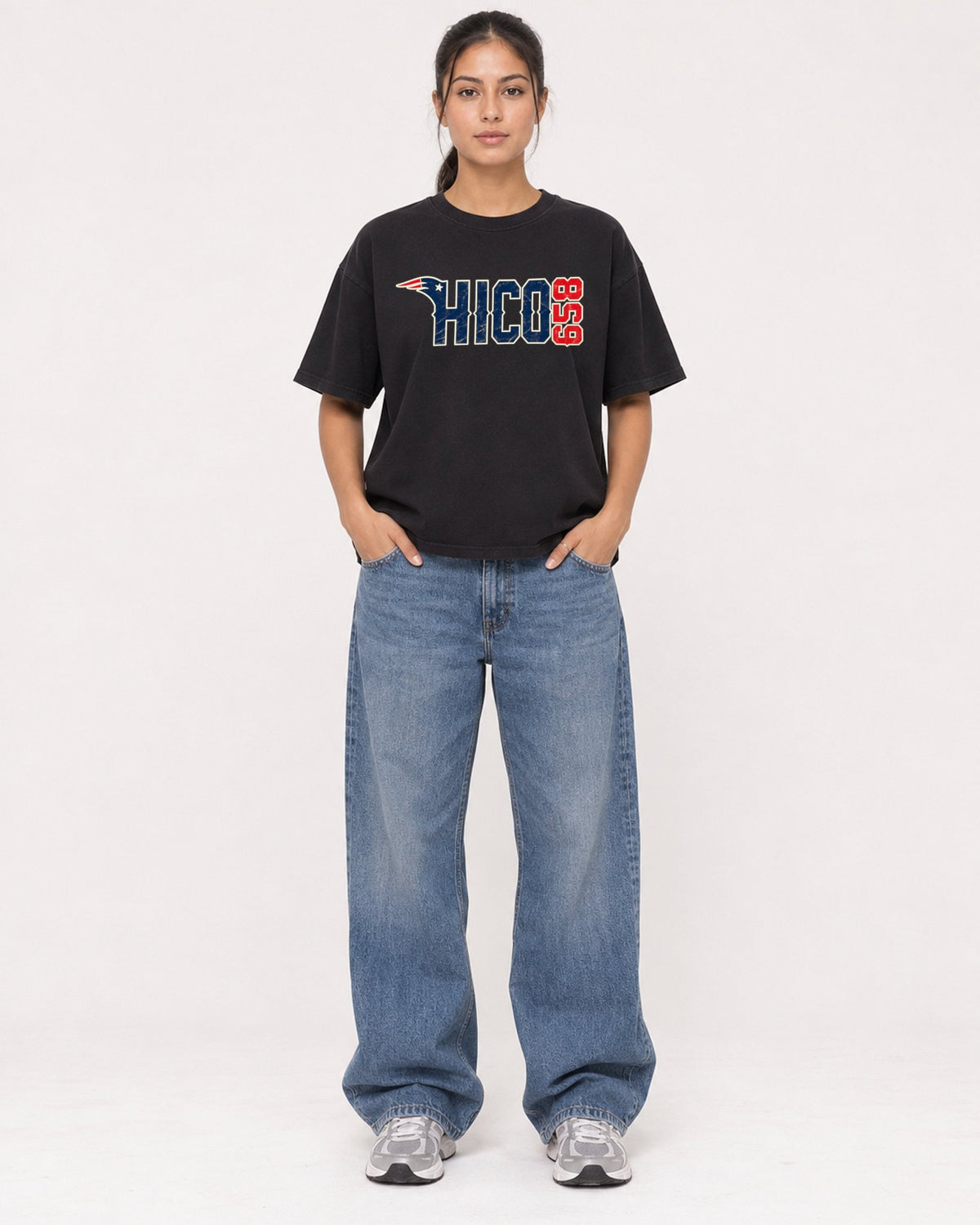 Mockup Boxy Heavyweight Tee Black female full-body 16