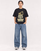 Mockup Boxy Heavyweight Tee Black female full-body 12