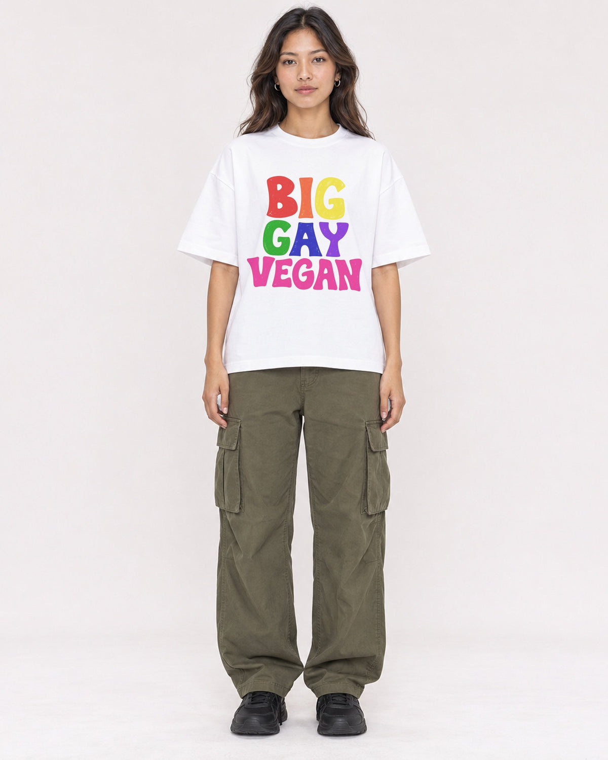 Mockup Boxy Heavyweight Tee White female full-body 02