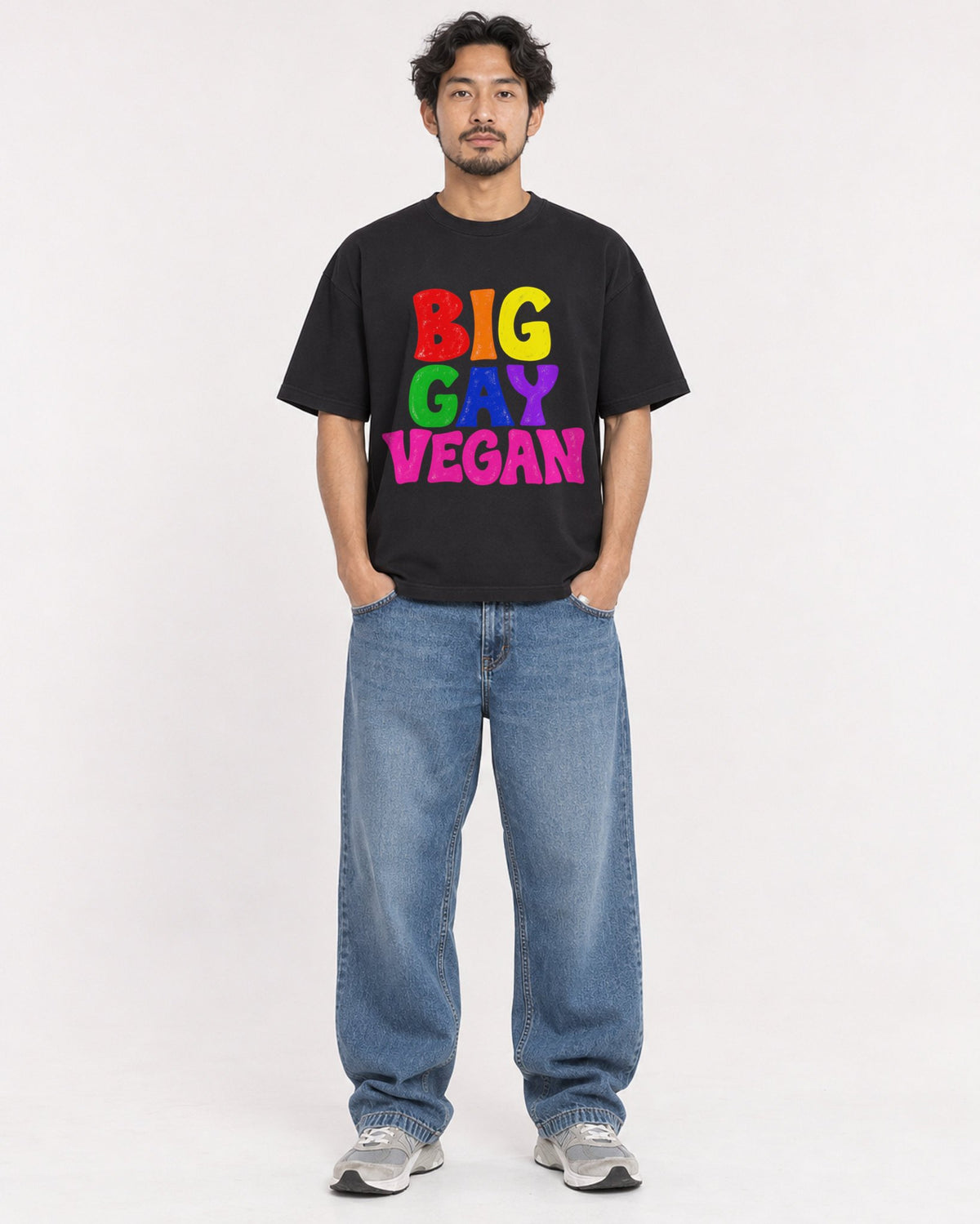Mockup Boxy Heavyweight Tee Black male full-body 02