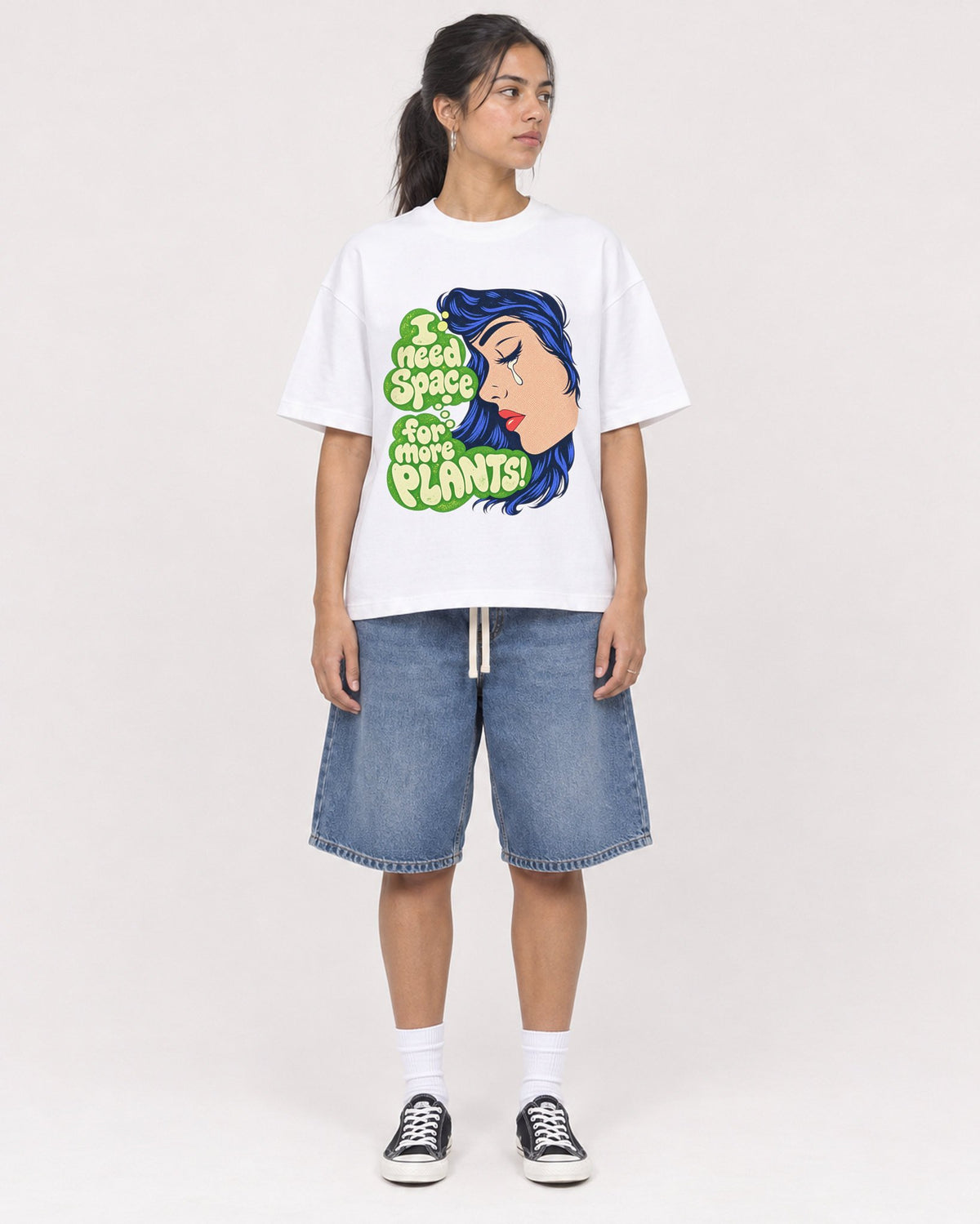 Mockup Boxy Heavyweight Tee White female full-body 16