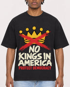 Mockup Boxy Heavyweight Tee Black male close-up 05
