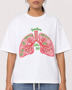 Mockup Boxy Heavyweight Tee White female close-up 16
