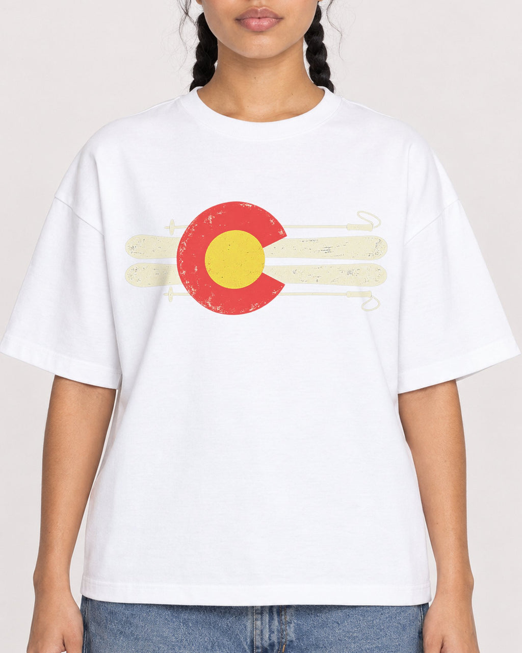 Mockup Boxy Heavyweight Tee White female close-up 50