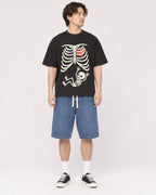 Mockup Boxy Heavyweight Tee Black male full-body 03